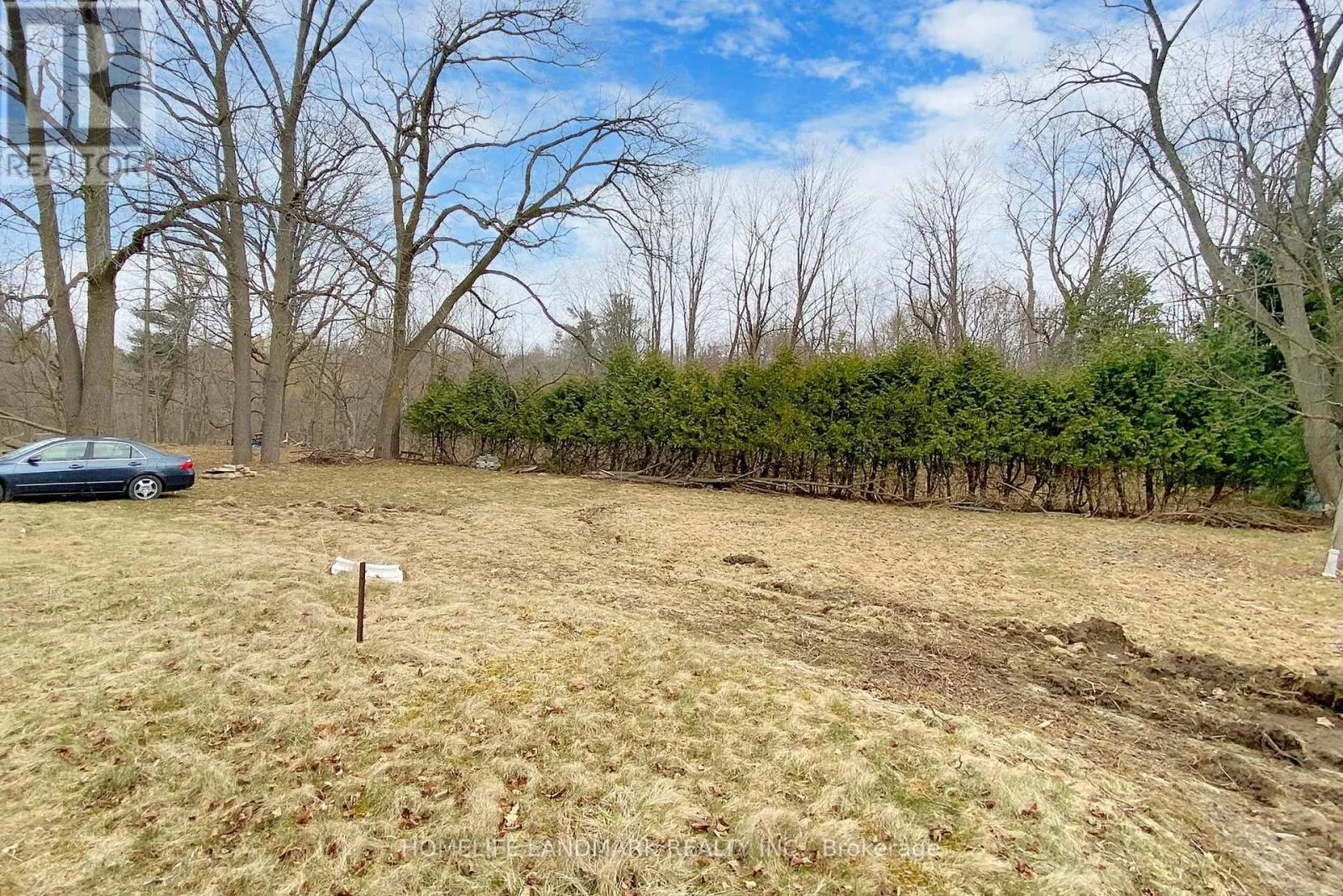 83 SPRUCEWOOD DRIVE