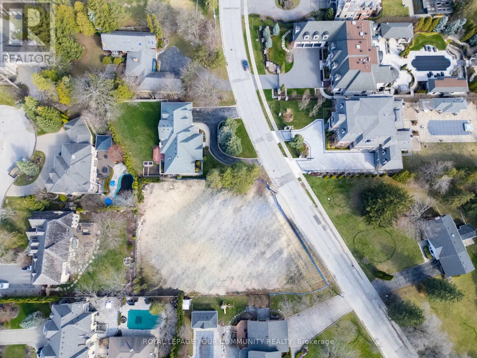 6 MARYVALE CRESCENT