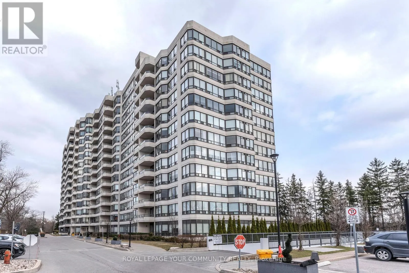 1002 - 8501 BAYVIEW AVENUE