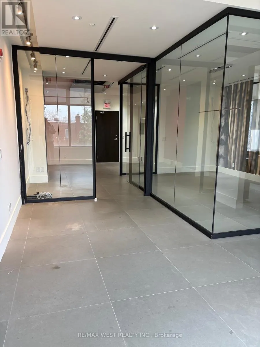 307-308 - 10376 YONGE STREET
