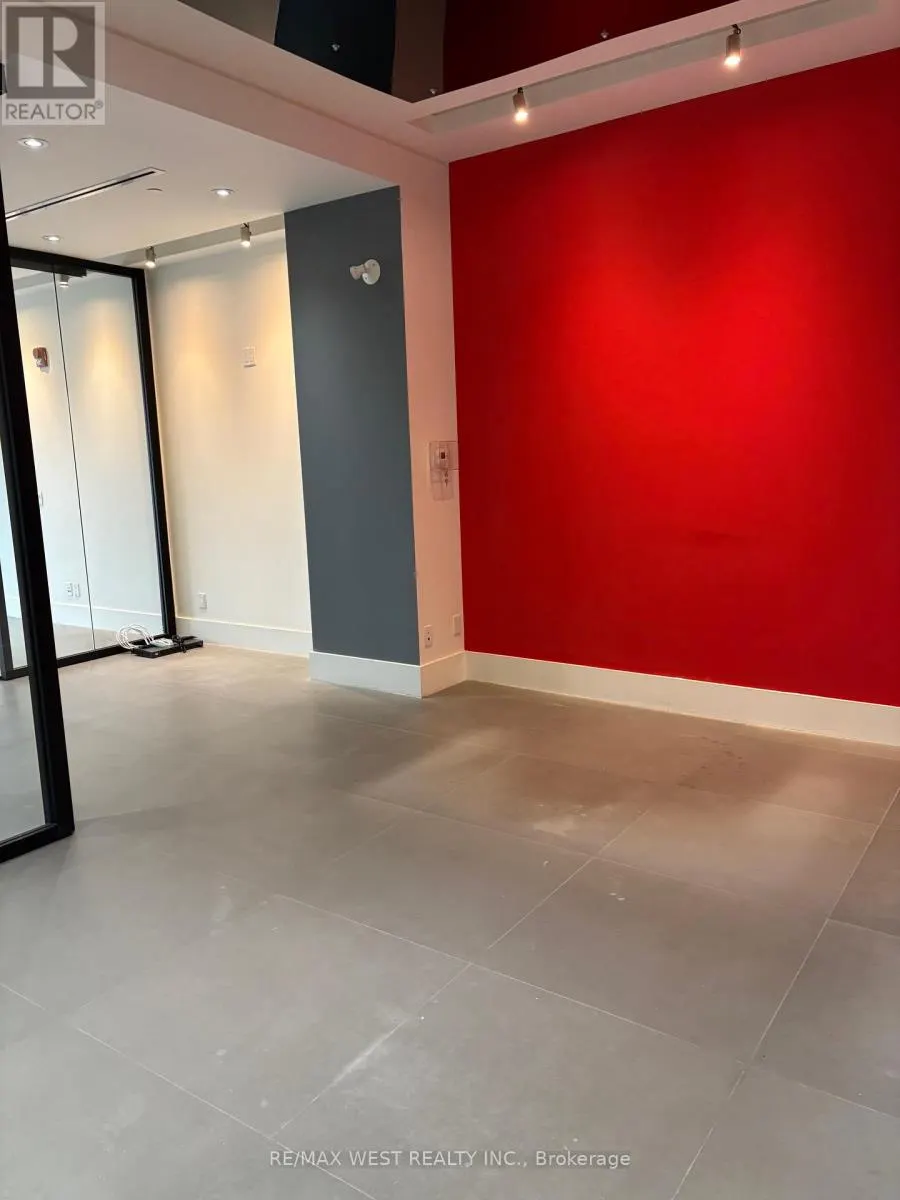 307-308 - 10376 YONGE STREET