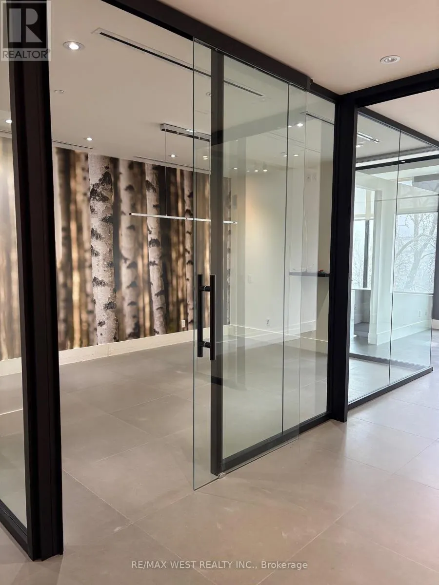 307-308 - 10376 YONGE STREET