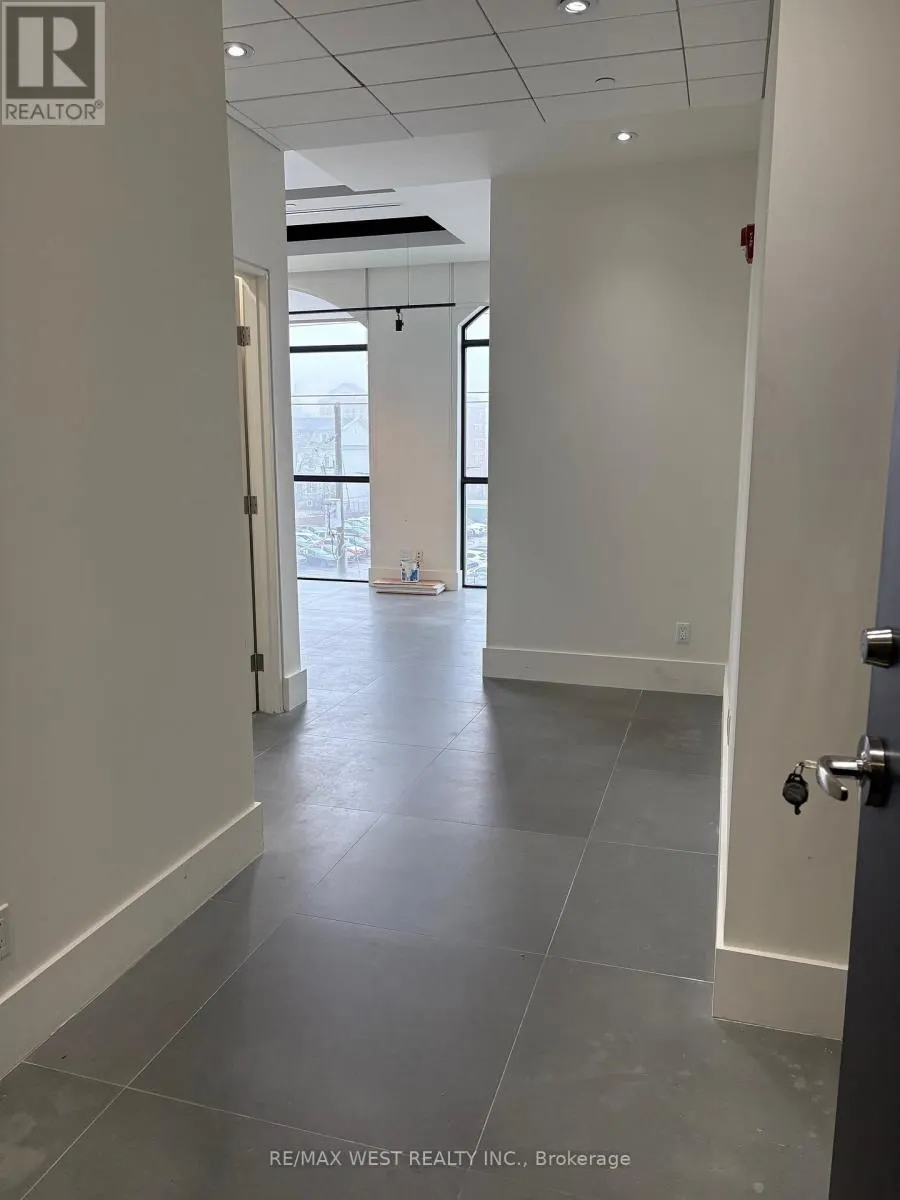 307-308 - 10376 YONGE STREET