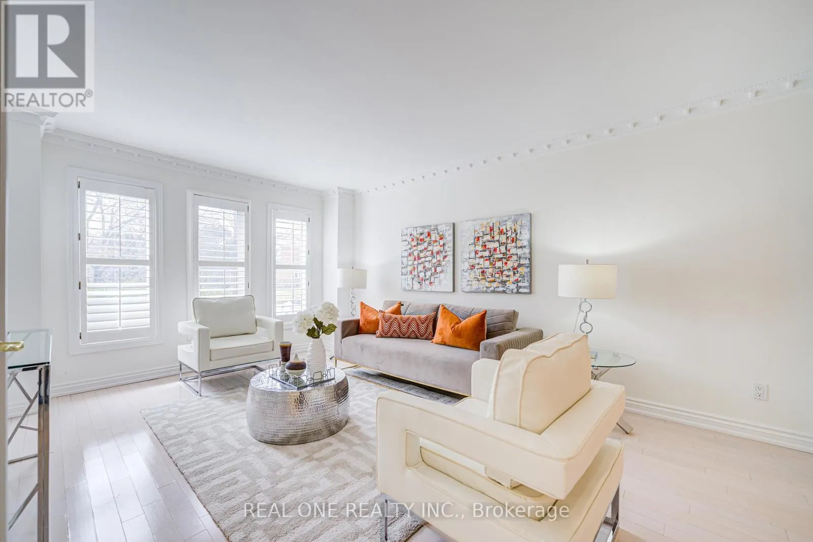 27 BINSCARTH CRESCENT