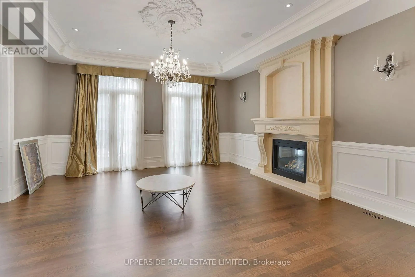 29 RIVERSIDE BOULEVARD W