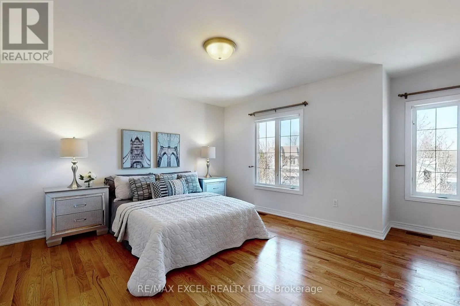 25 OAK AVENUE