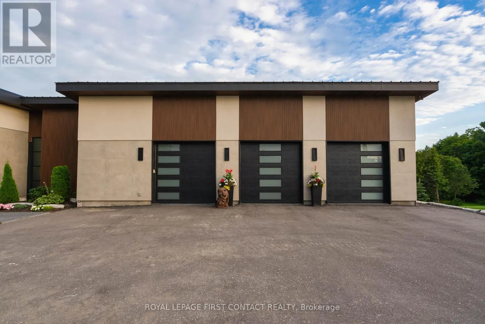 2761 LOCKHART ROAD