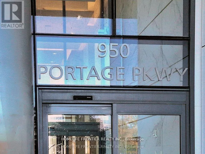 1001 - 950 PORTAGE PARKWAY