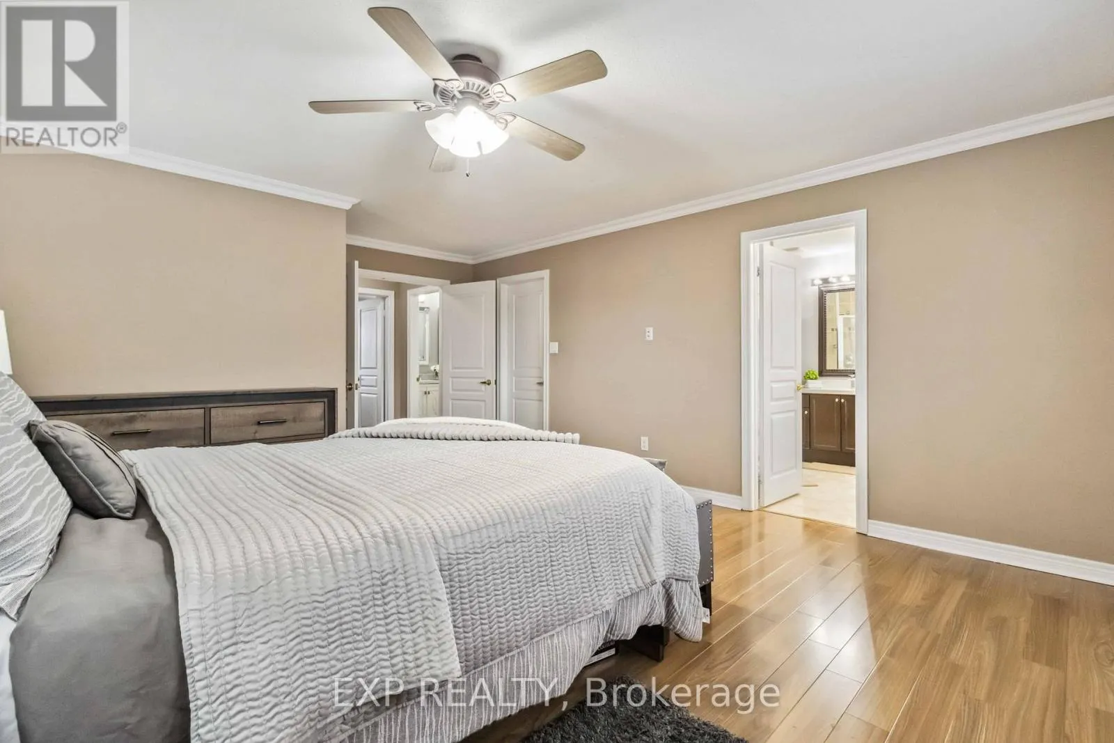 32 ALBERT ROFFEY CRESCENT