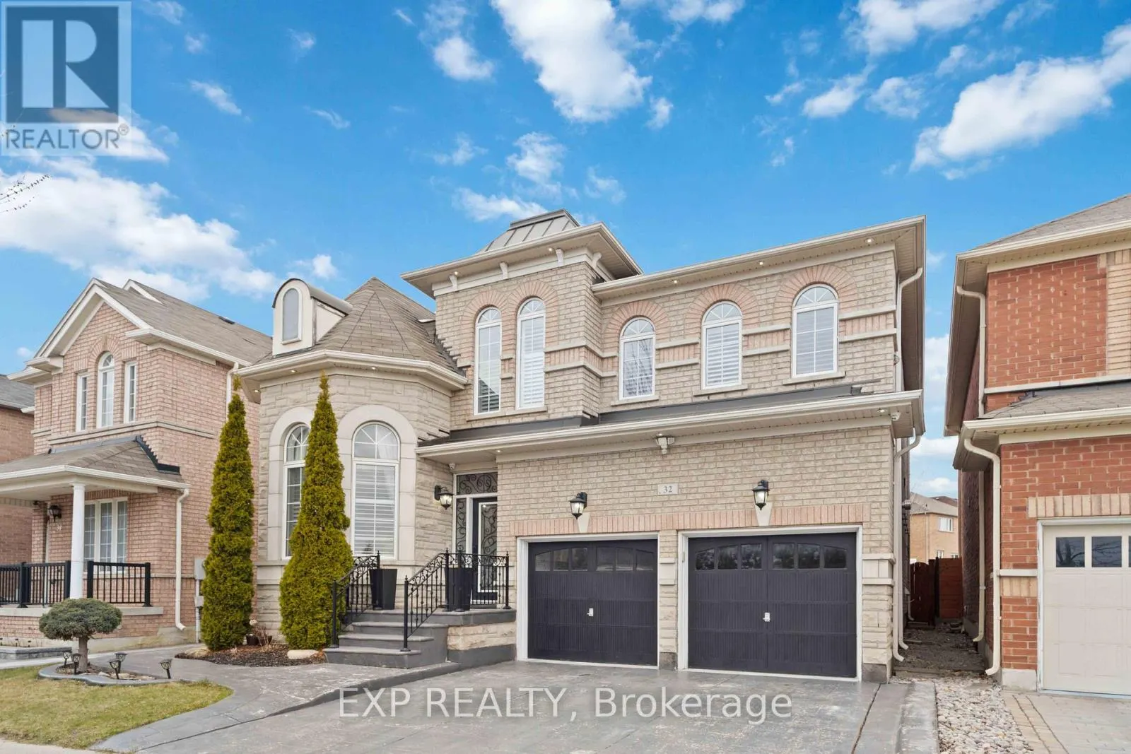 32 ALBERT ROFFEY CRESCENT