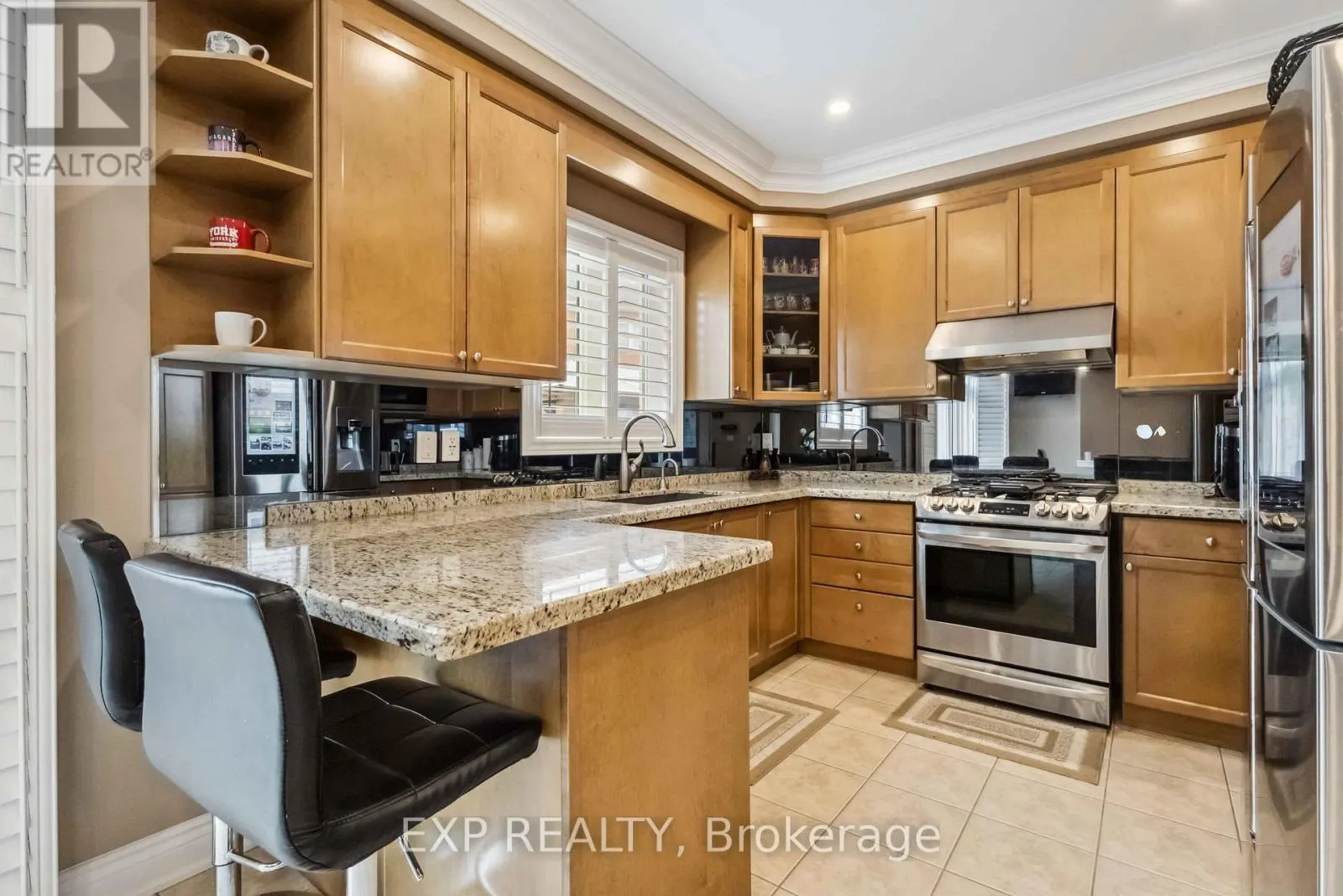 32 ALBERT ROFFEY CRESCENT