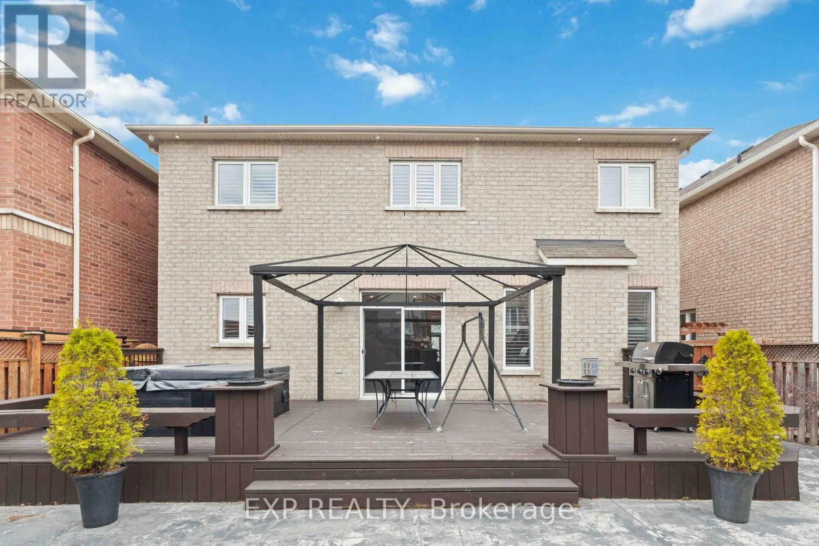 32 ALBERT ROFFEY CRESCENT
