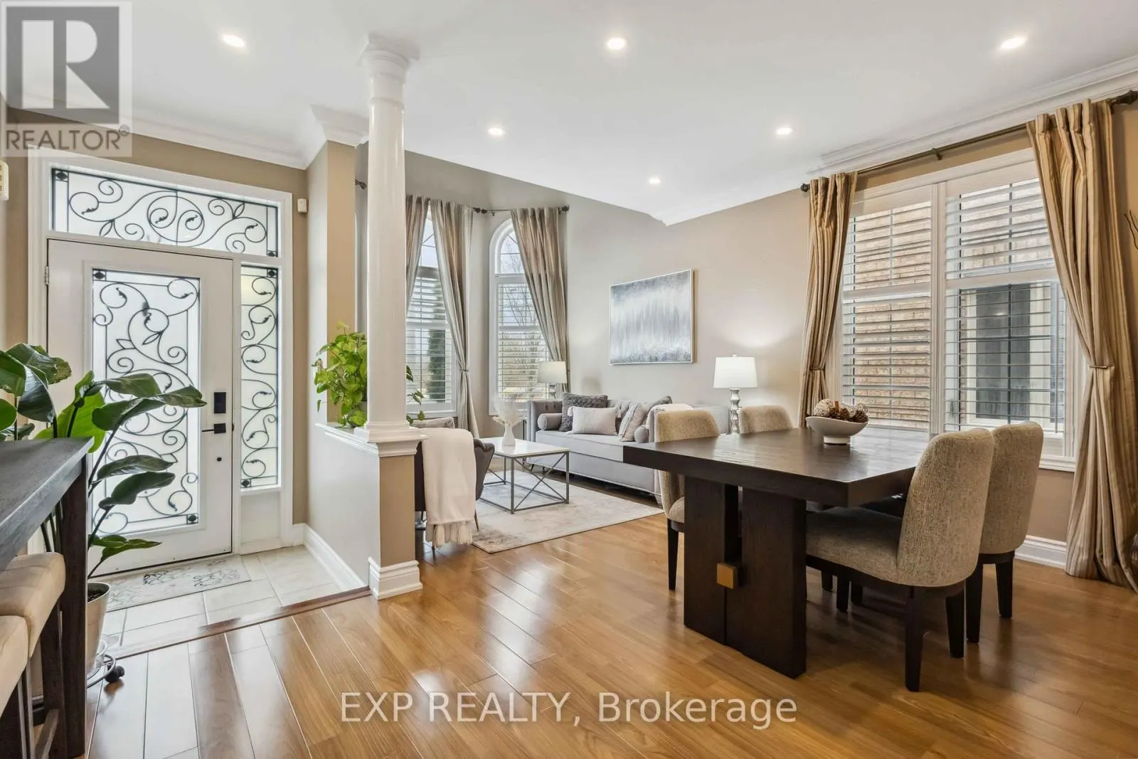 32 ALBERT ROFFEY CRESCENT