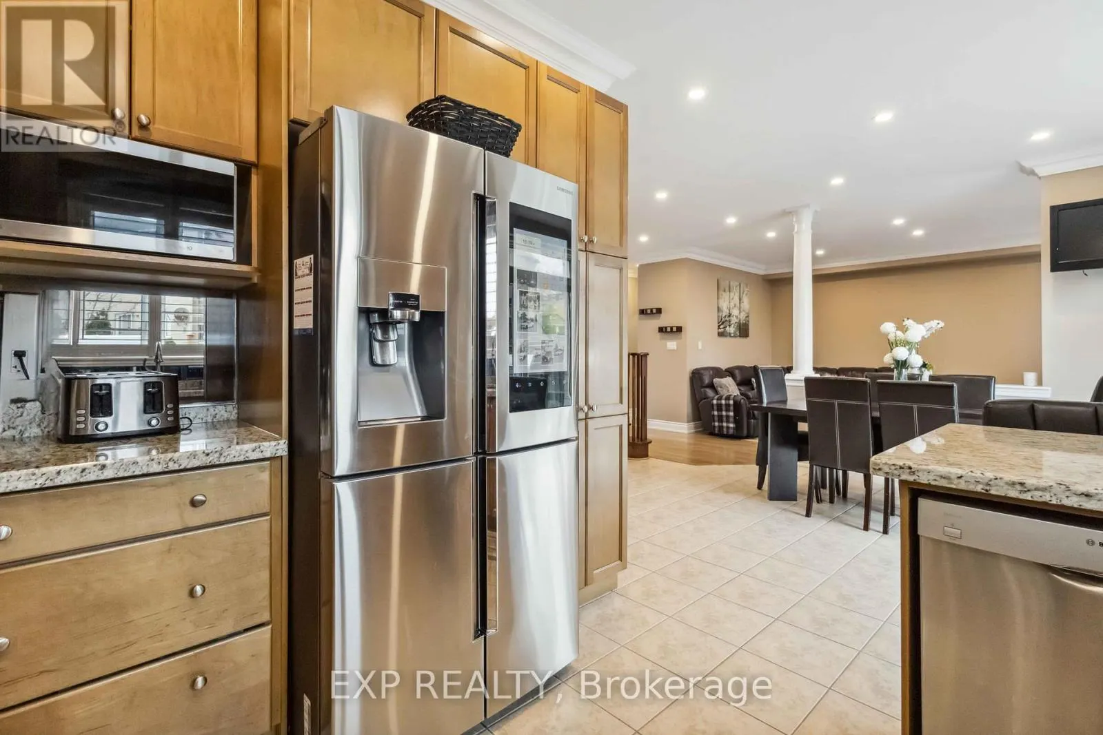 32 ALBERT ROFFEY CRESCENT