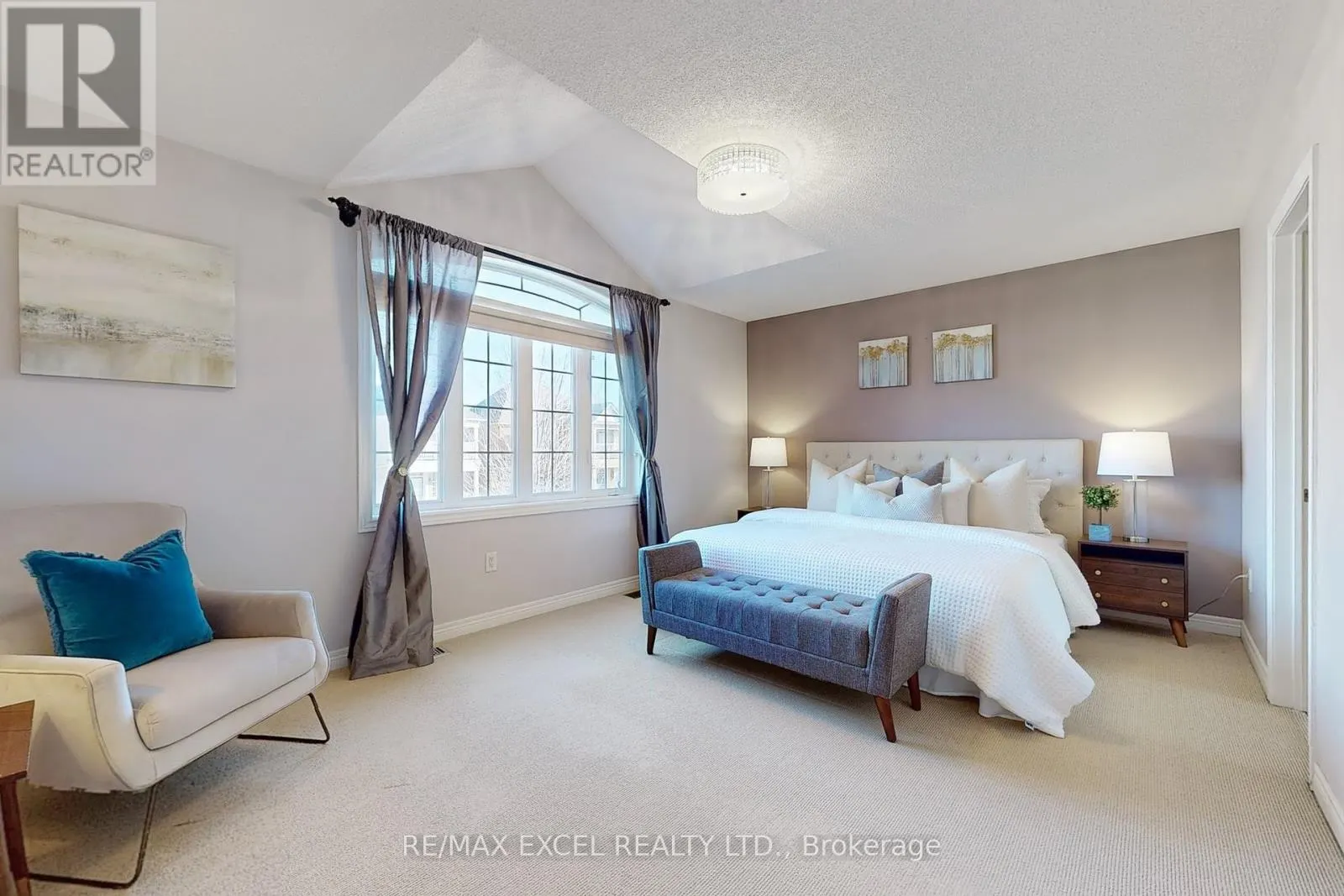 60 GORDON WEEDEN ROAD