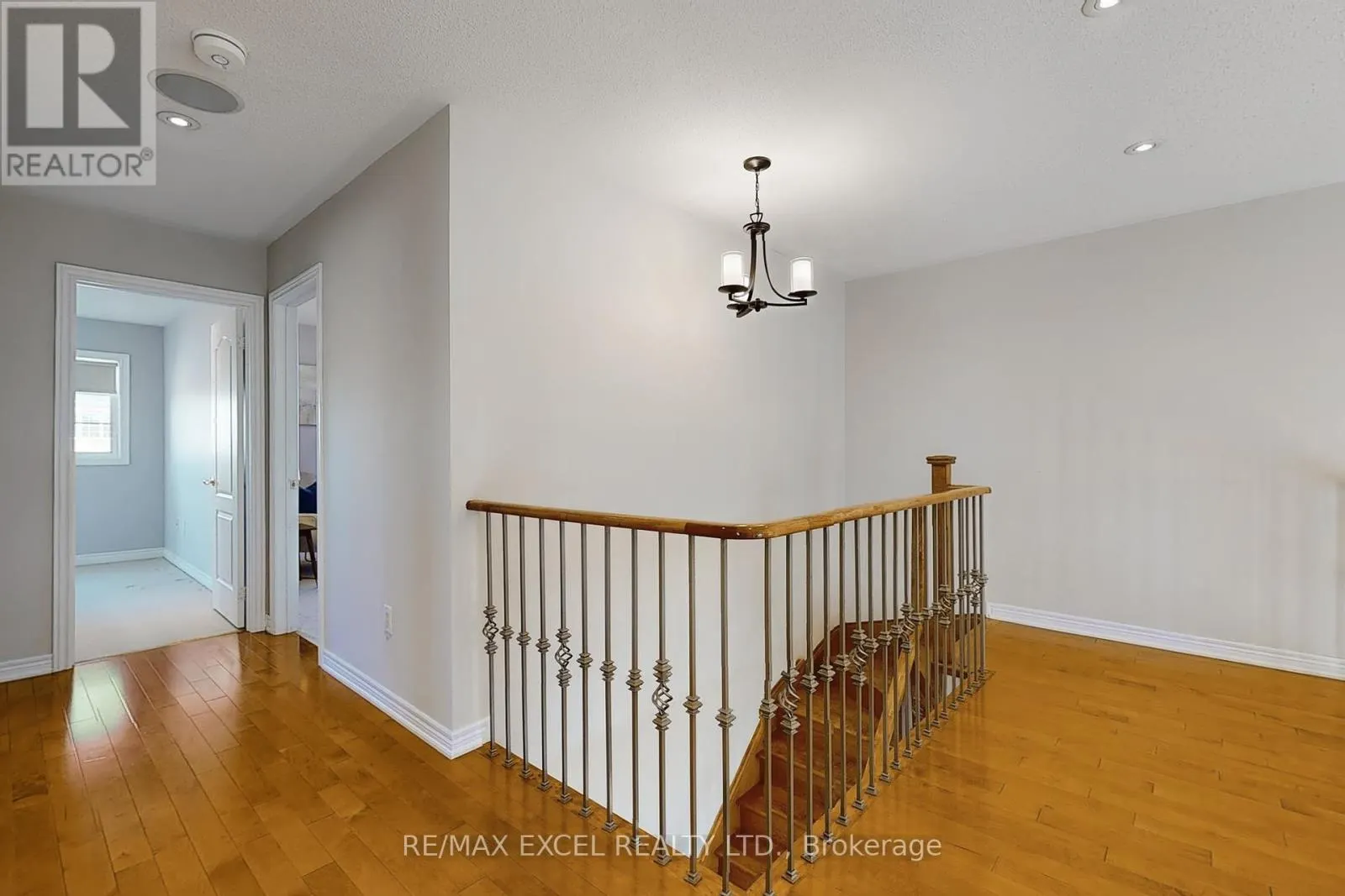 60 GORDON WEEDEN ROAD