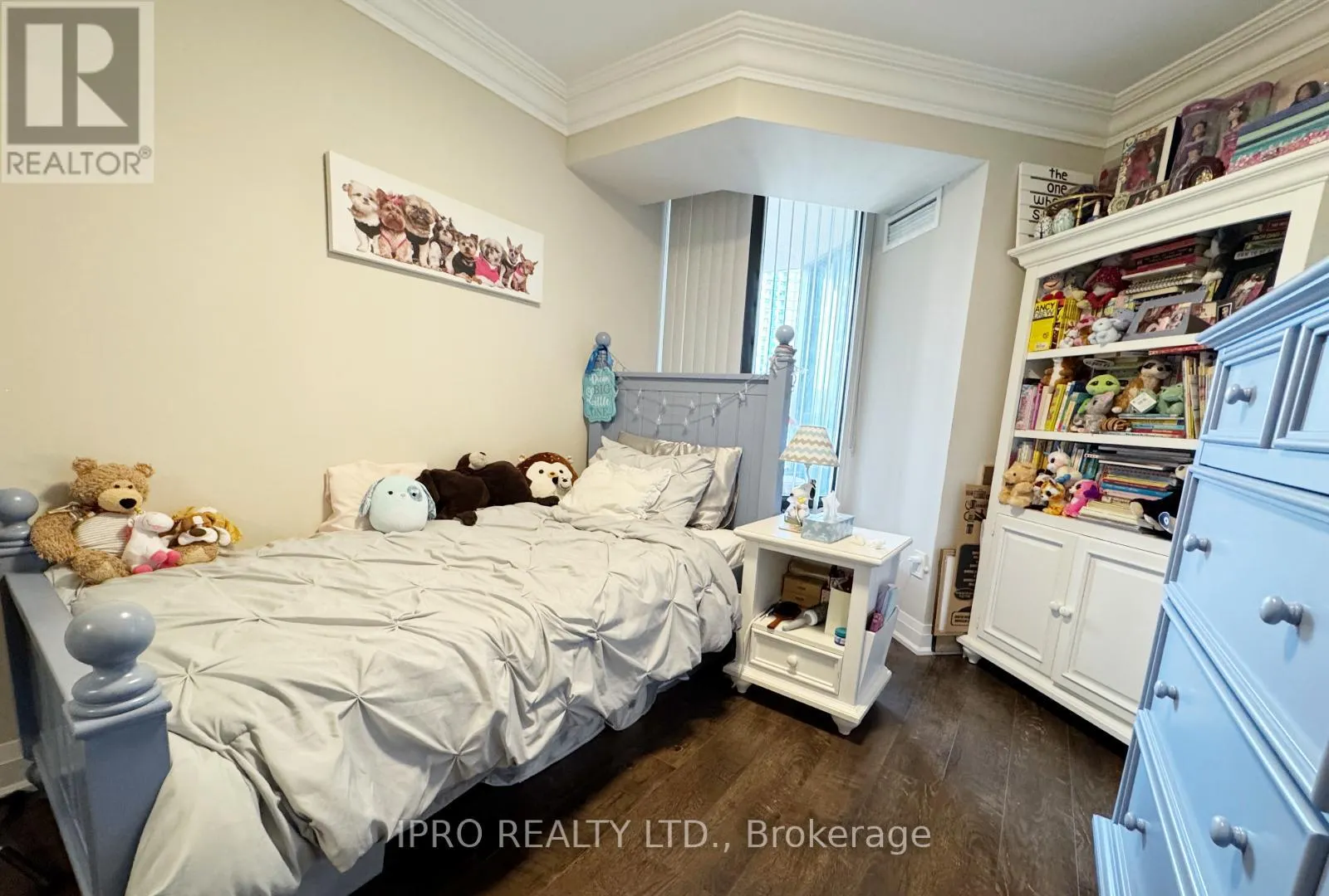 414 - 7420 BATHURST STREET