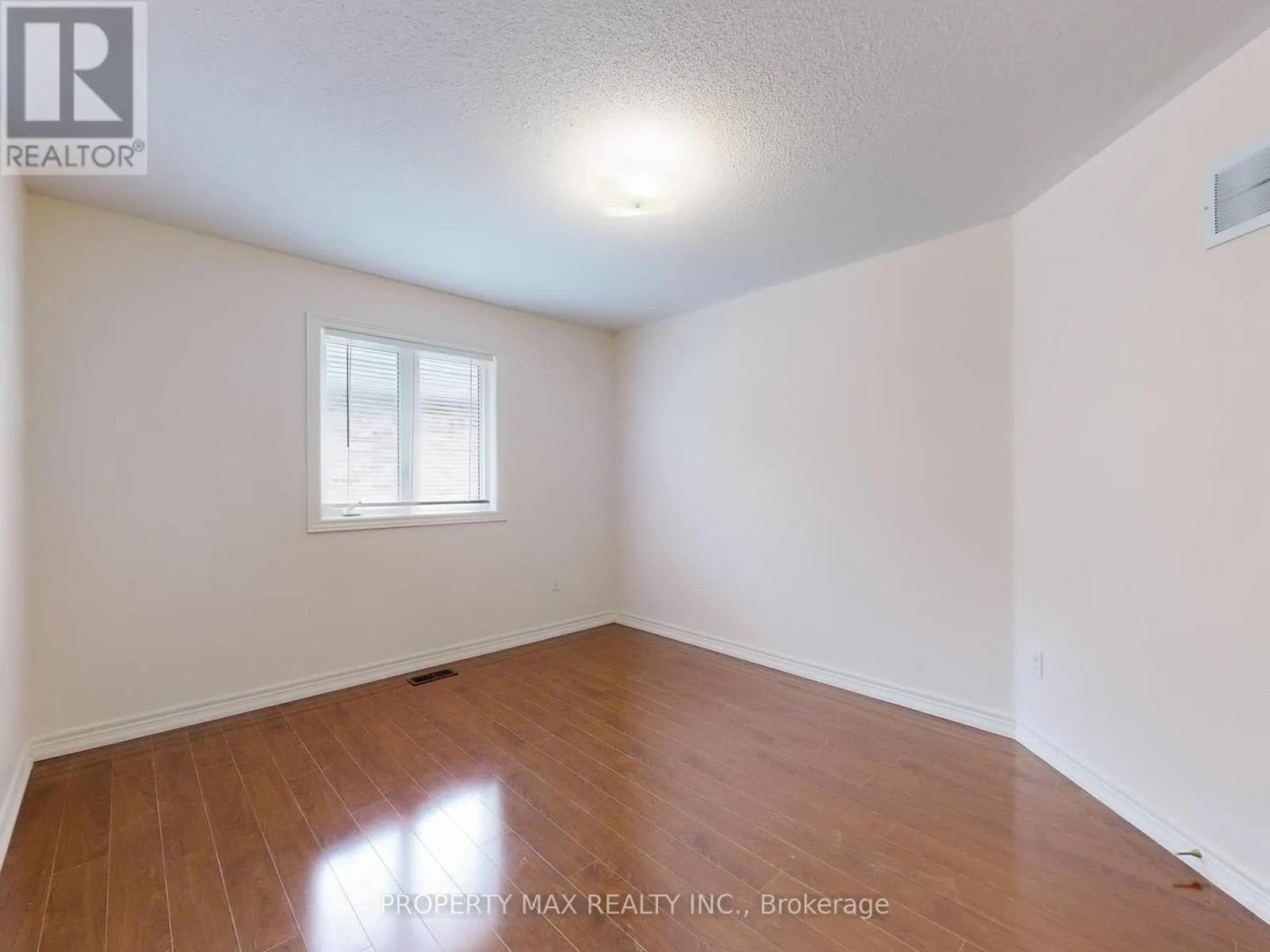 15 BERGER AVENUE