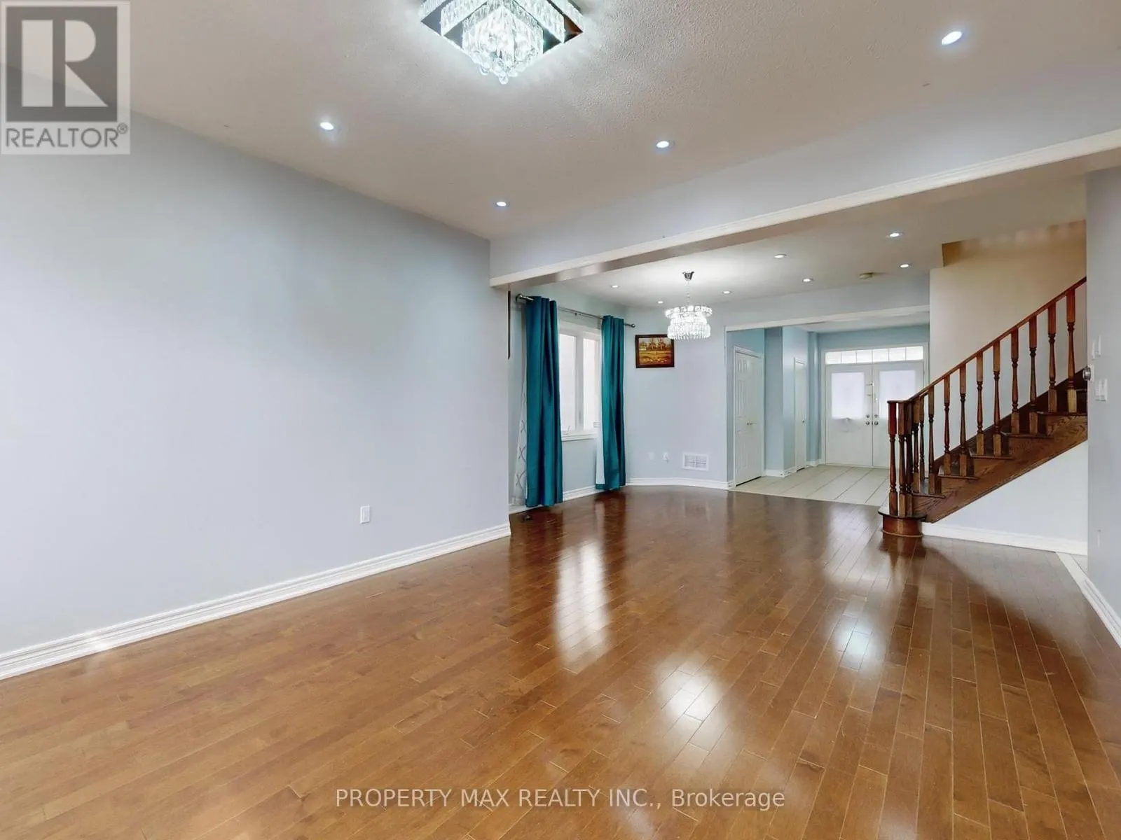 15 BERGER AVENUE