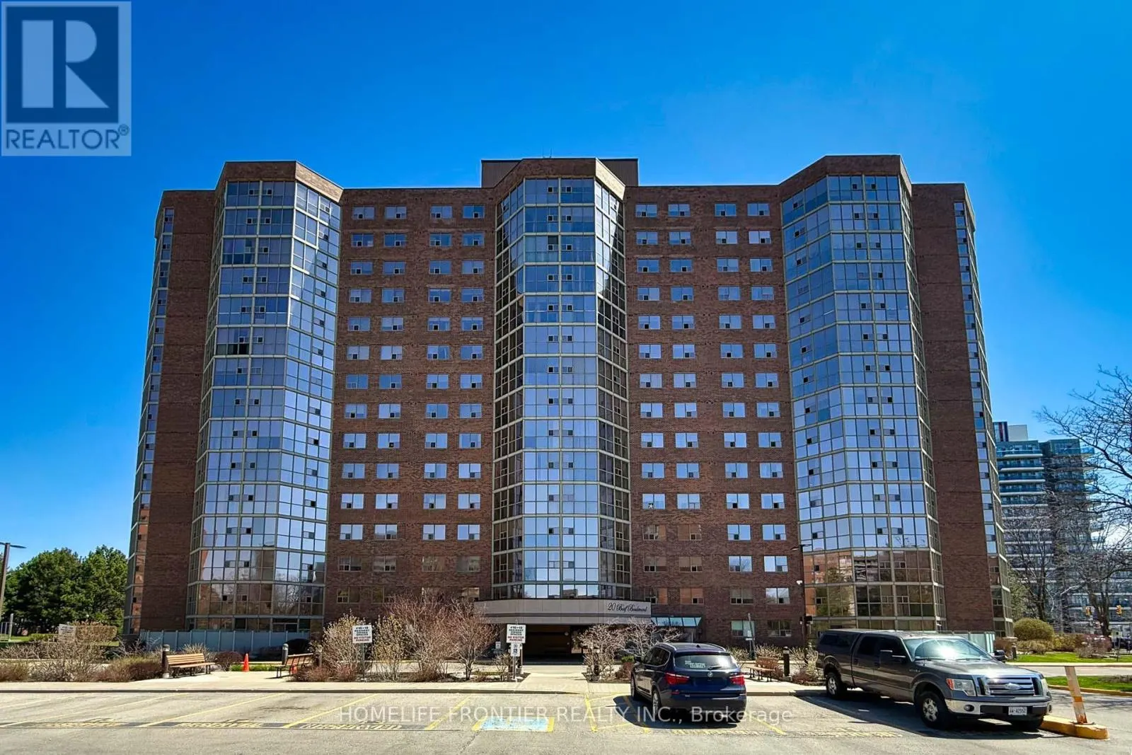 704 - 20 BAIF BOULEVARD