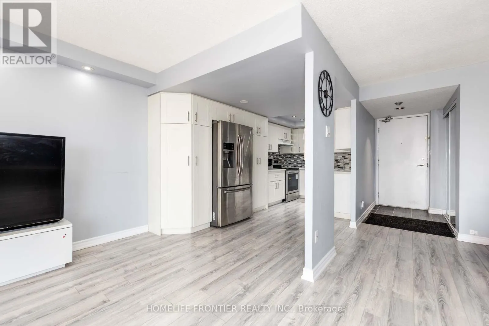 704 - 20 BAIF BOULEVARD
