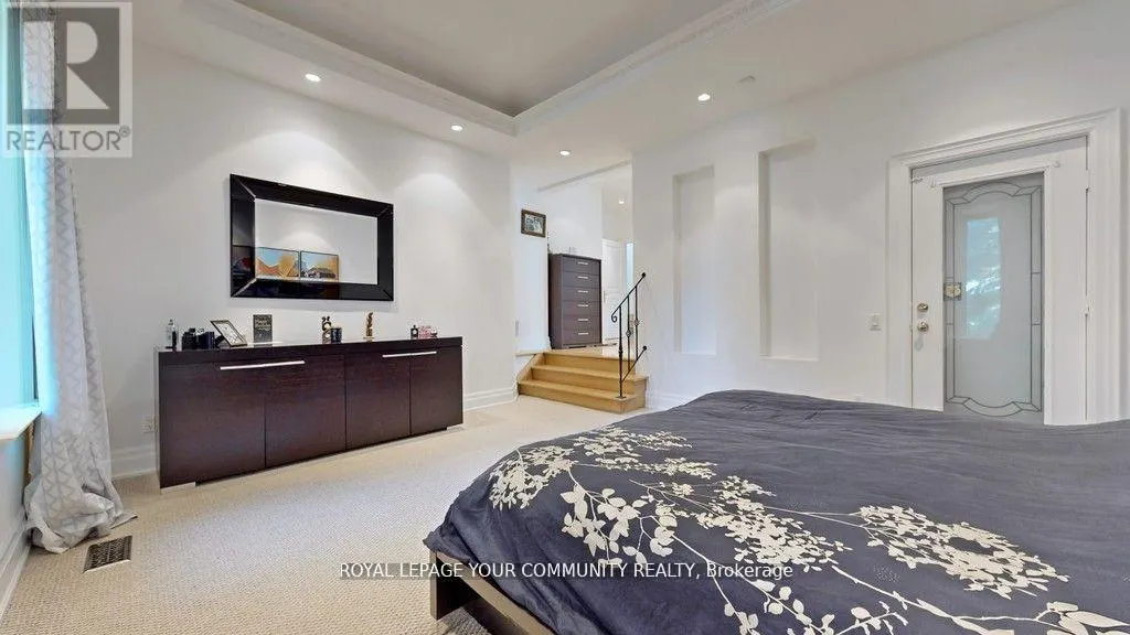 43 DENHAM DRIVE