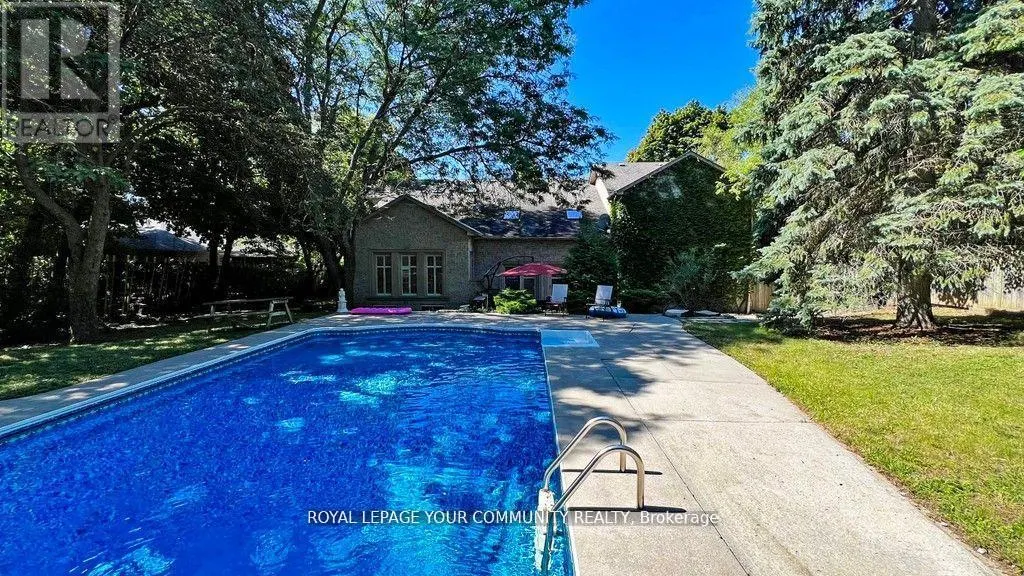 43 DENHAM DRIVE
