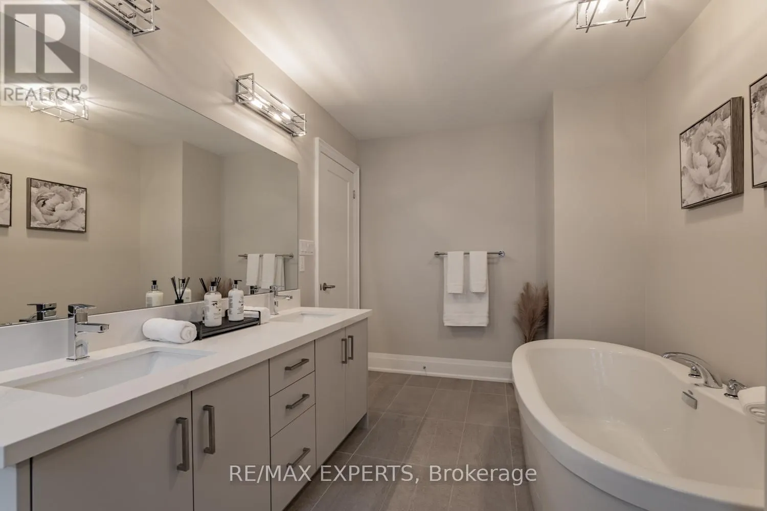 75 BETHPAGE CRESCENT