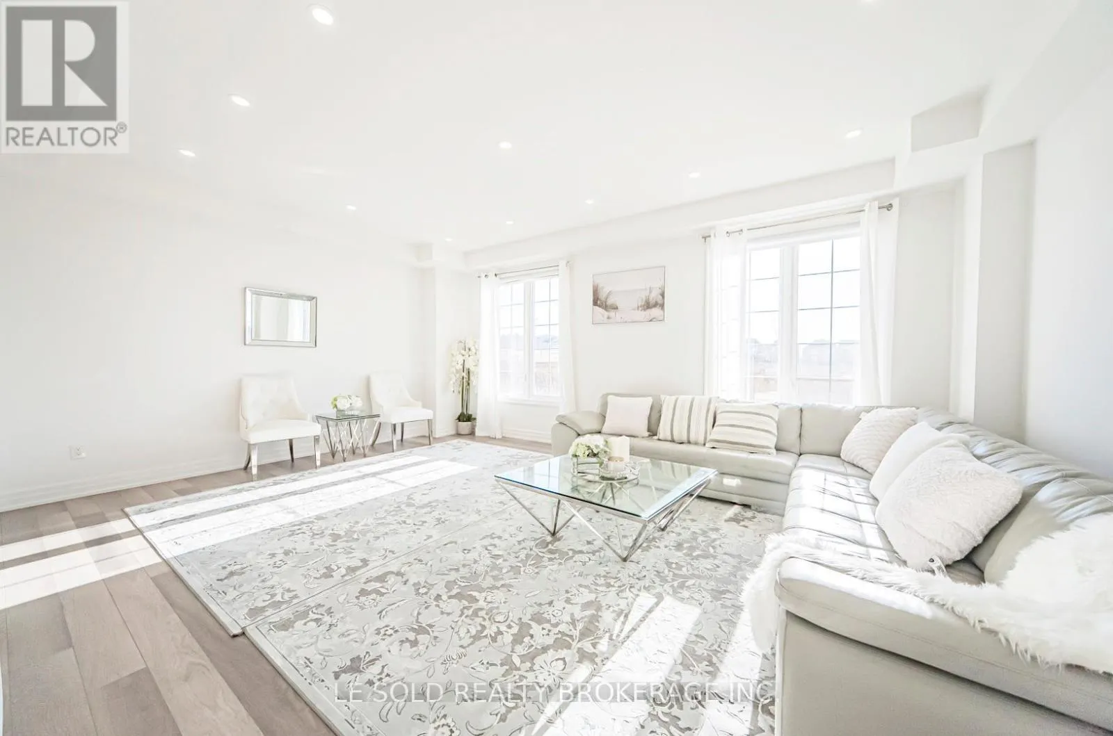 51 SPRUCE AVENUE
