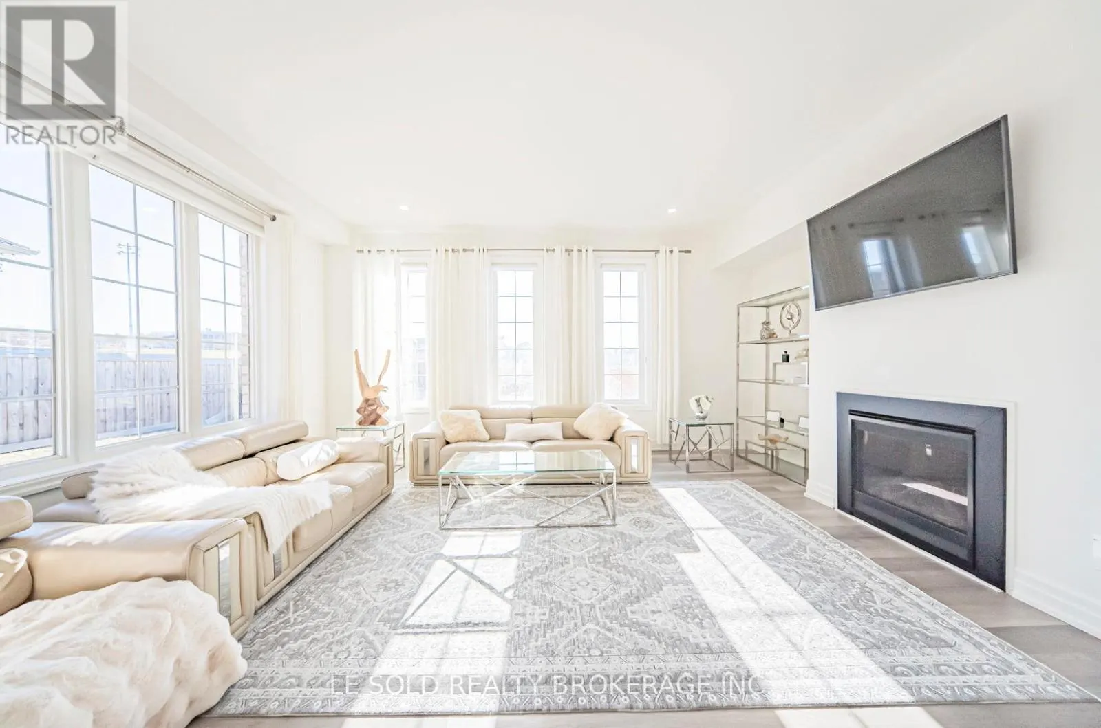 51 SPRUCE AVENUE