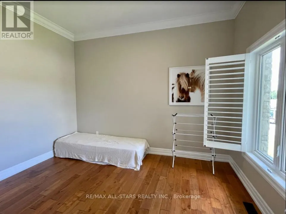 349 ZEPHYR ROAD