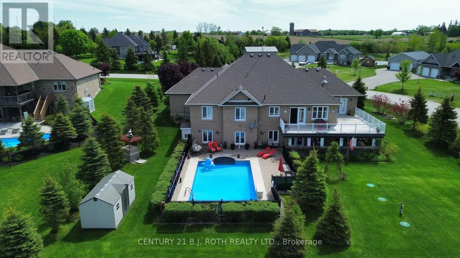 10 BROLLEY CRESCENT