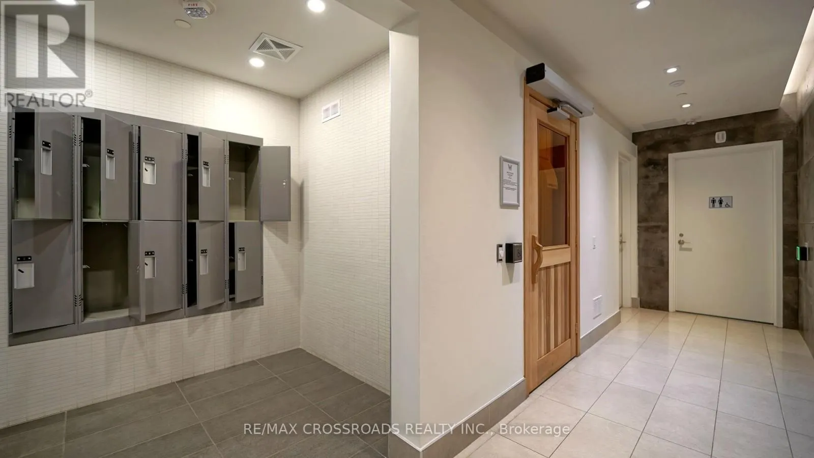 319E - 8868 YONGE STREET