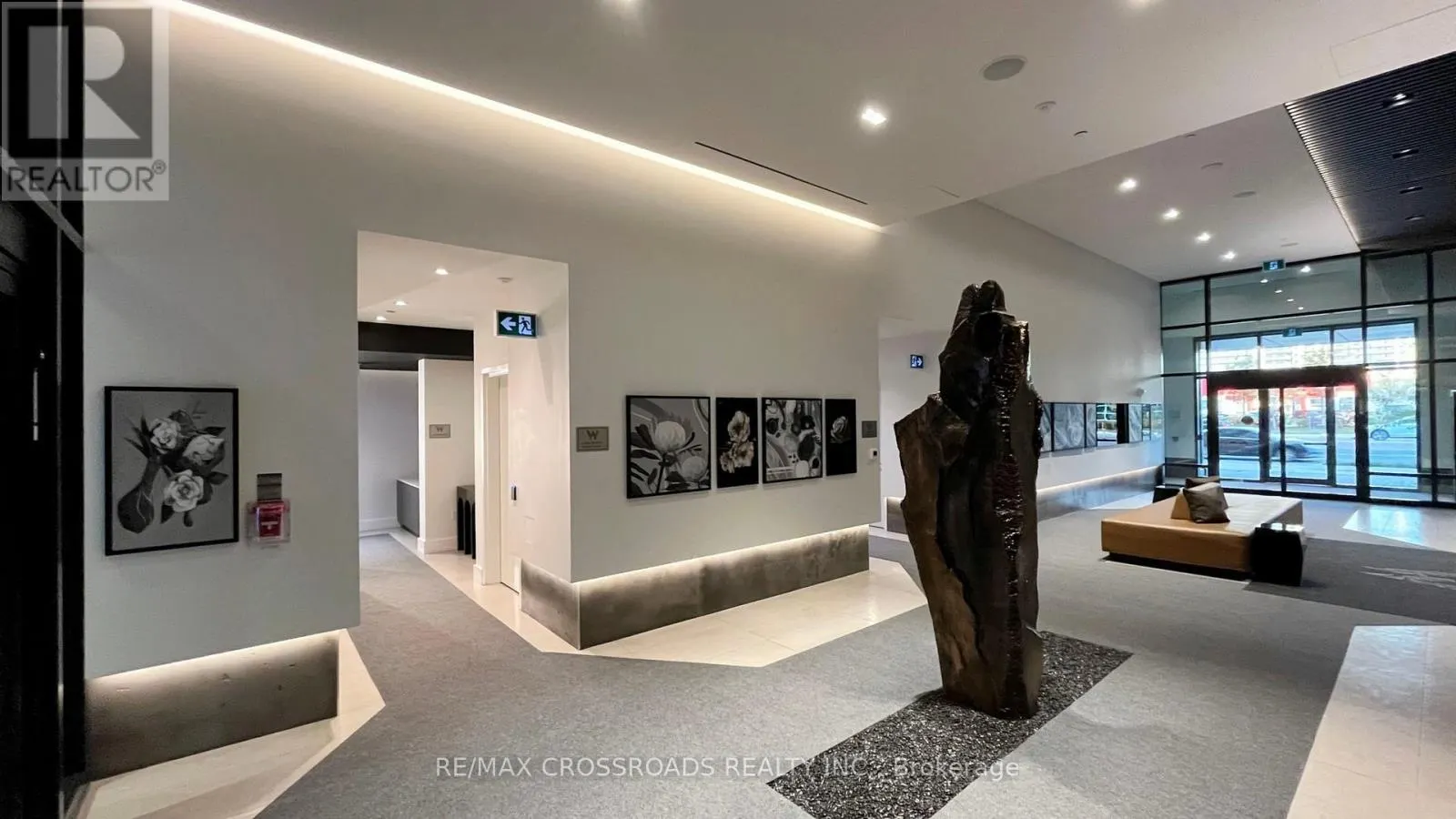 319E - 8868 YONGE STREET
