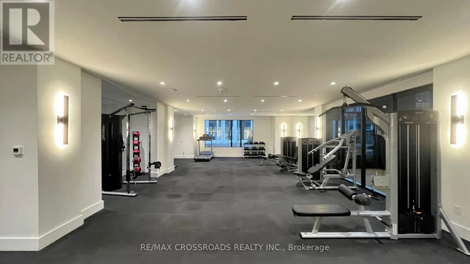 319E - 8868 YONGE STREET