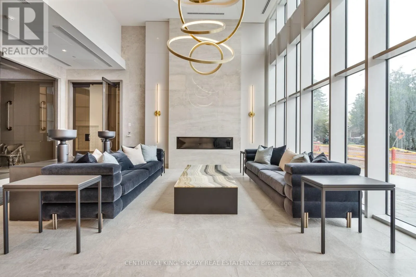 1004 - 8888 YONGE STREET