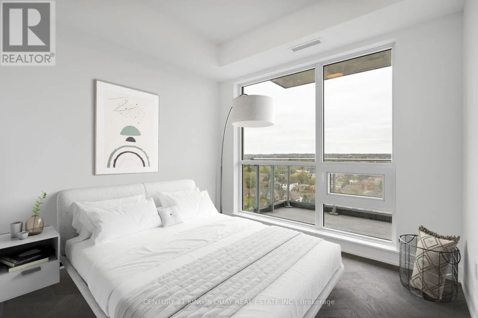 1104 - 8888 YONGE STREET