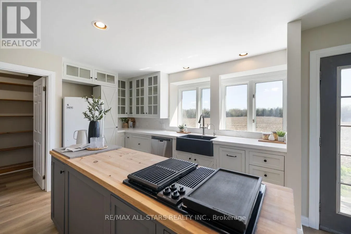 1705 BROCK CONCESSION 7