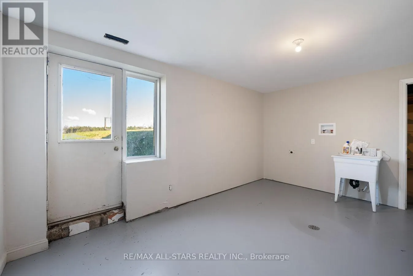 1705 BROCK CONCESSION 7