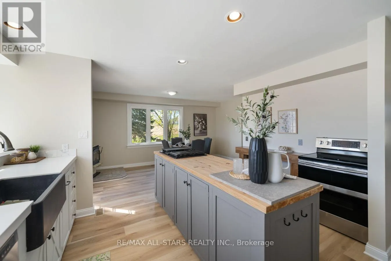 1705 BROCK CONCESSION 7