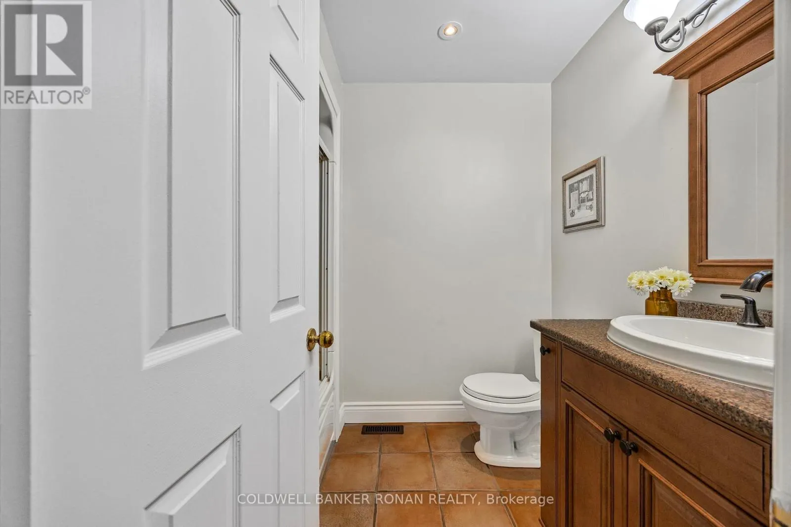 3 PYNE HILLS COURT