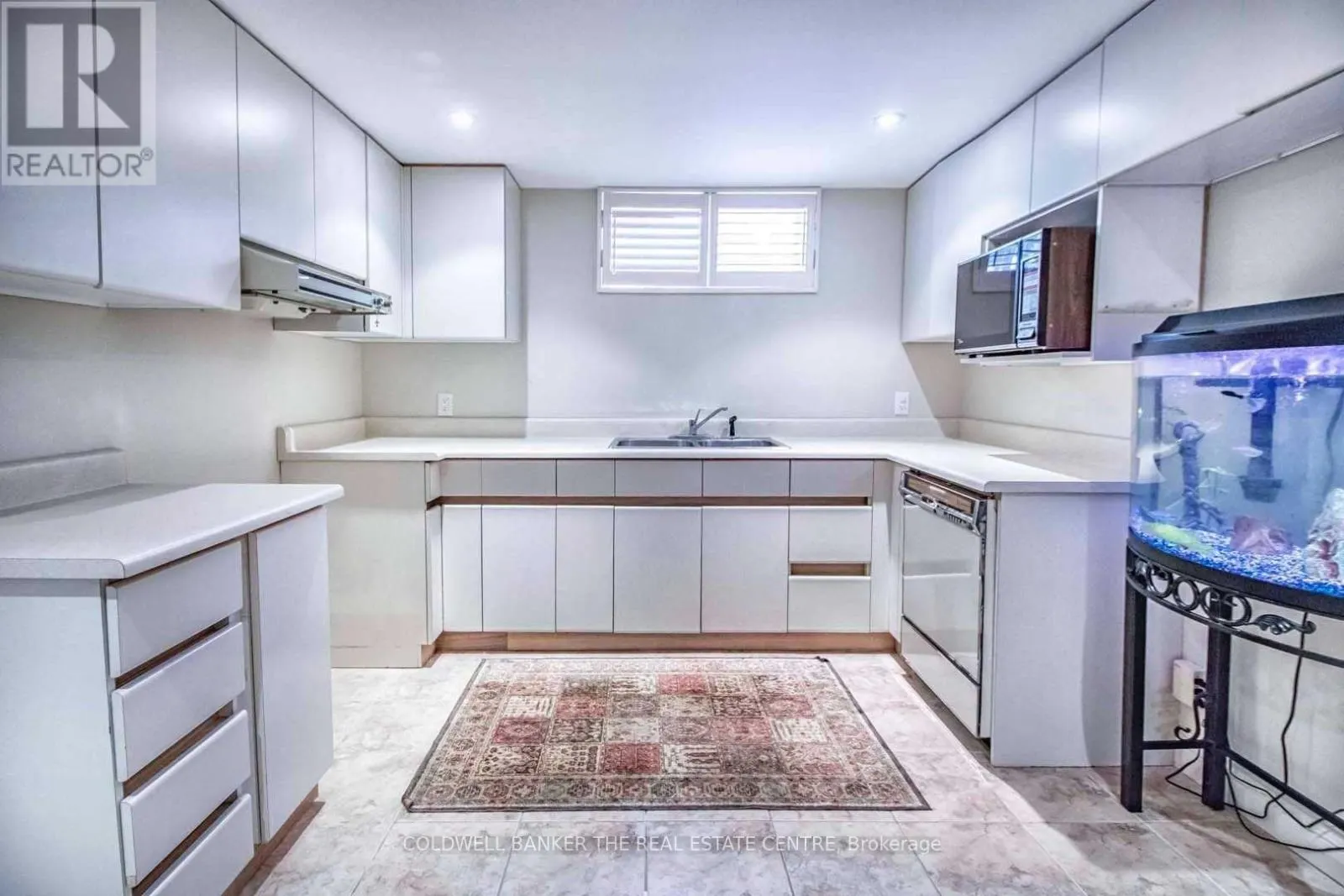 4 ORLON CRESCENT