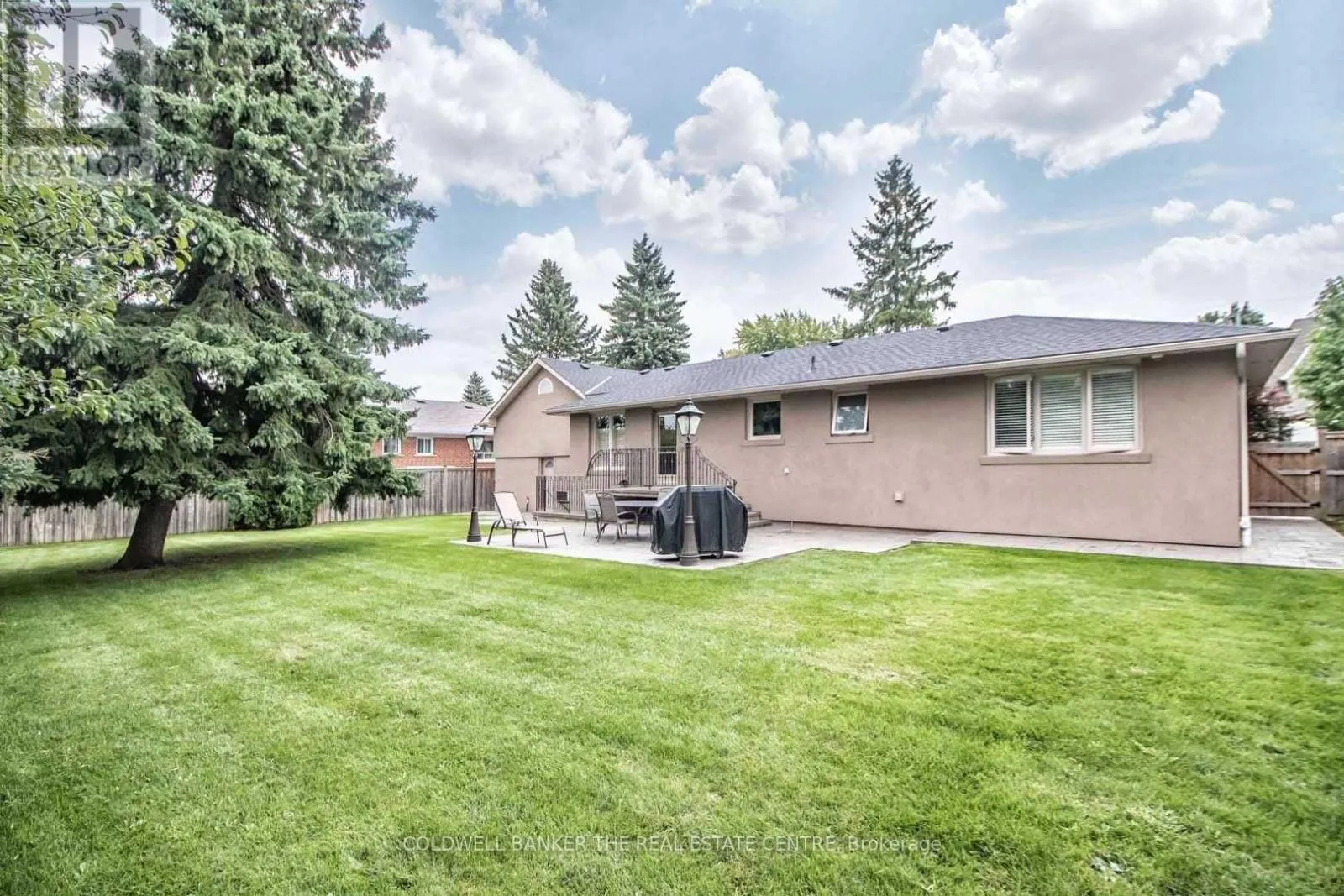 4 ORLON CRESCENT
