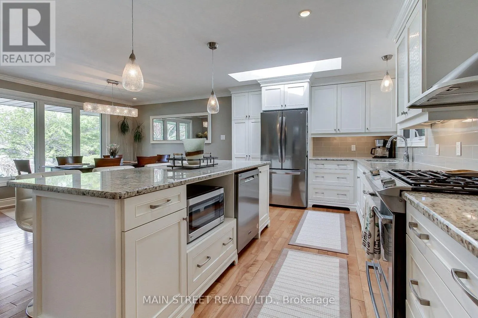 3839 FRONT STREET