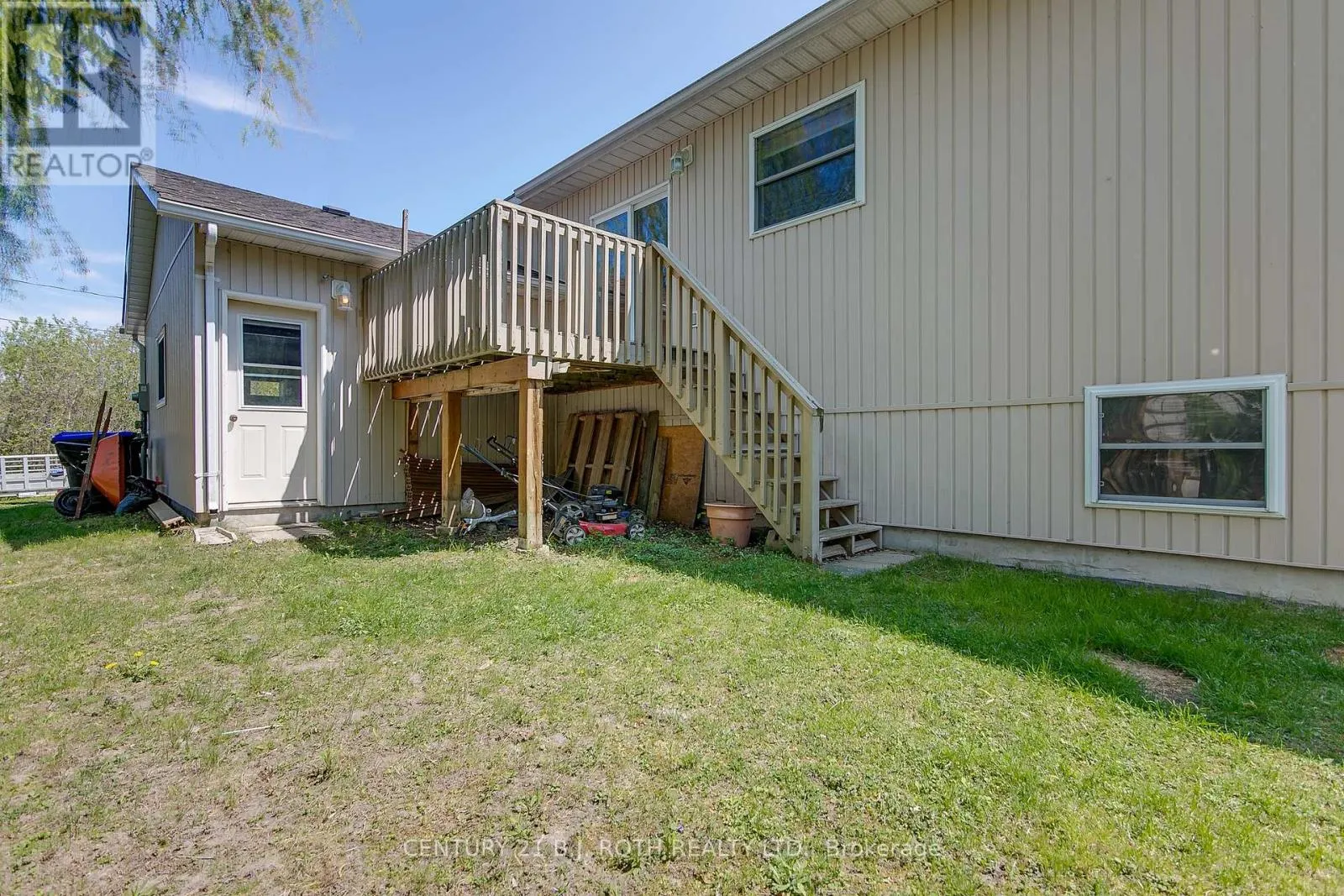 2636 WILSON PLACE