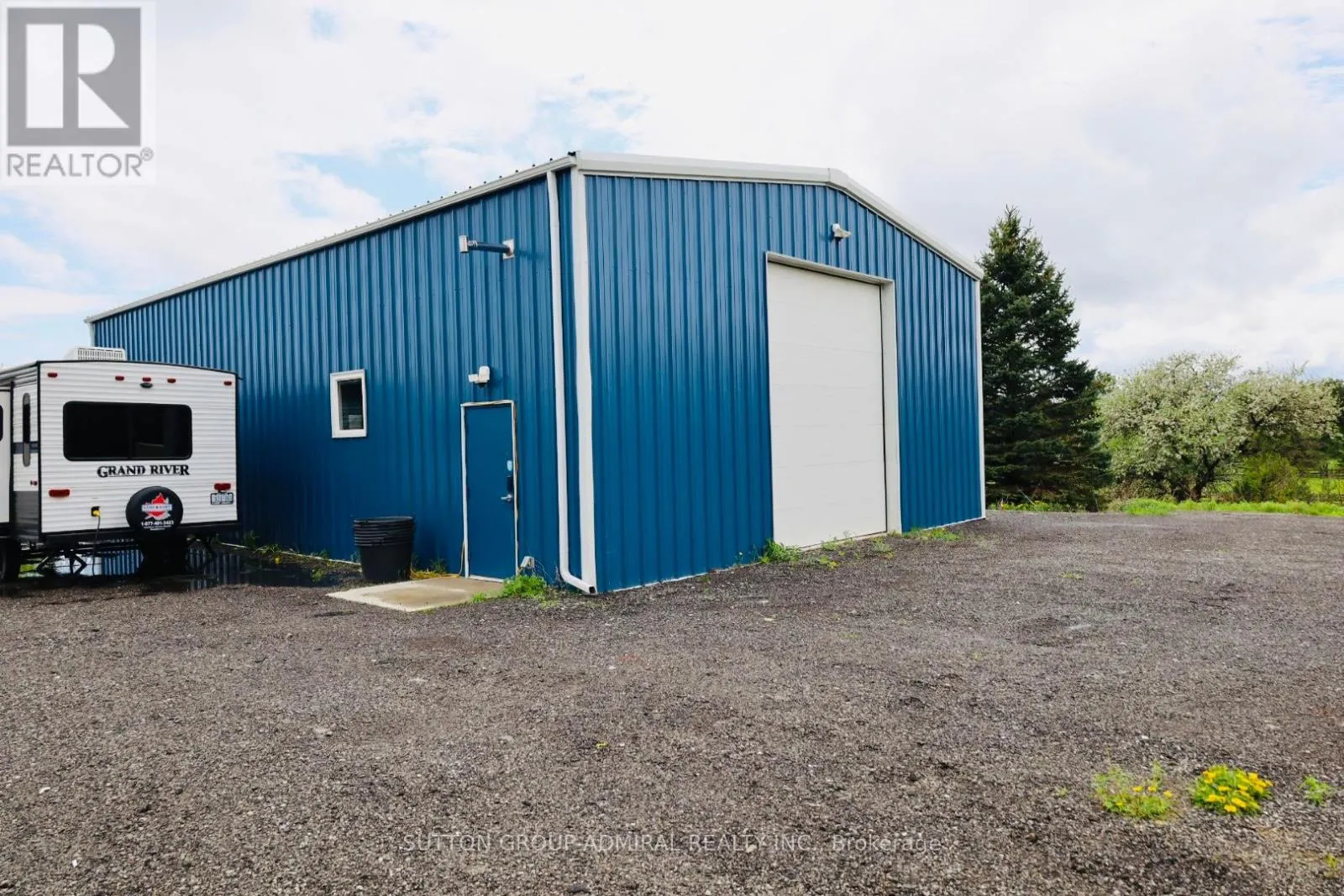 337 REGIONAL RD. 8 ROAD