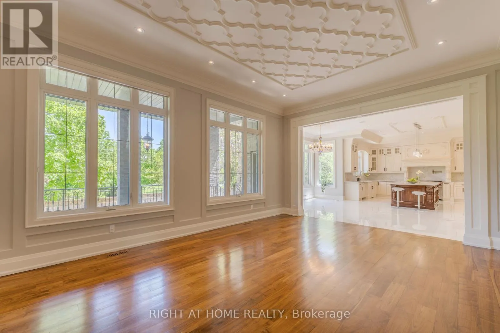 3 CLARIDGE DRIVE