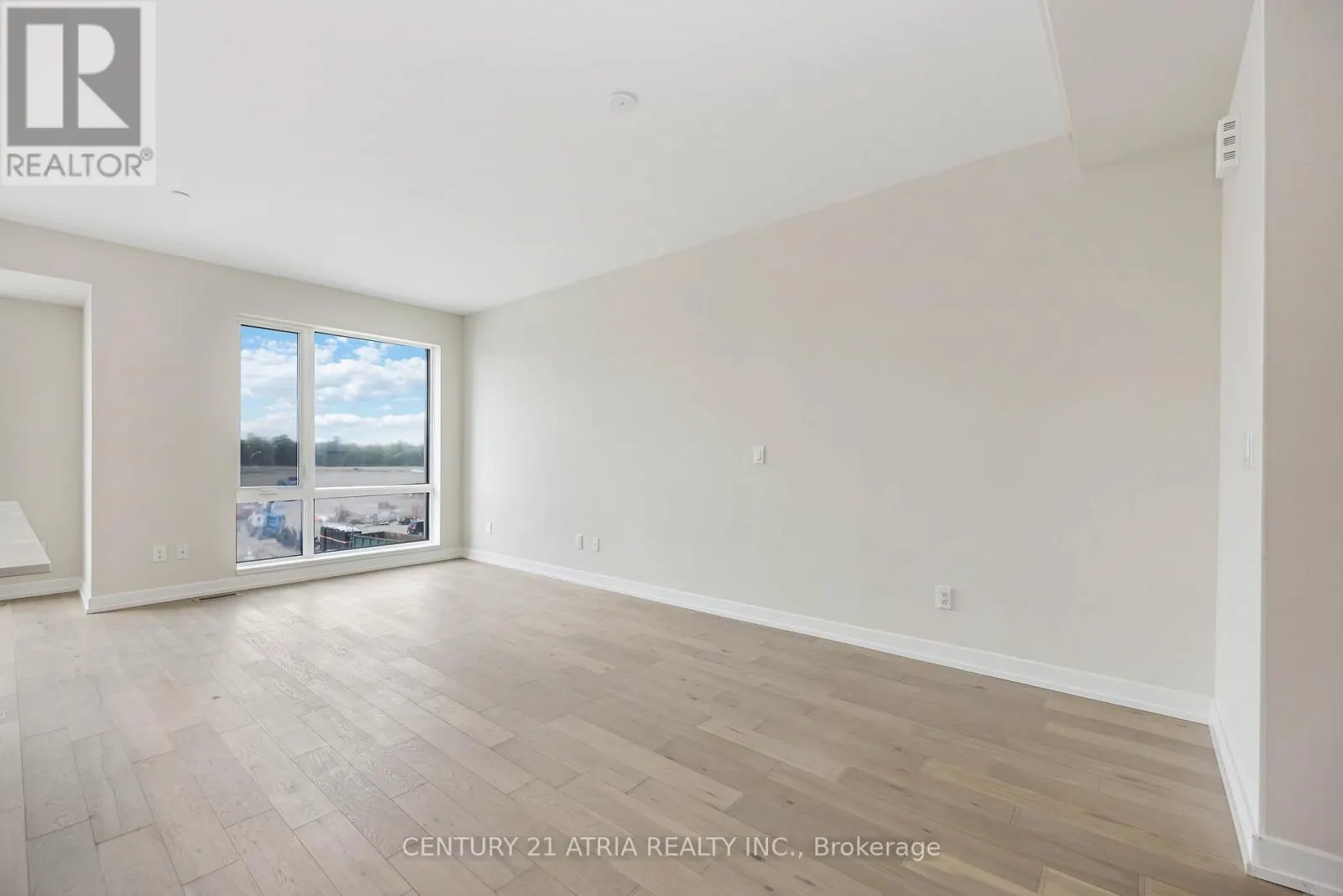 202 - 65 SAIGON DRIVE
