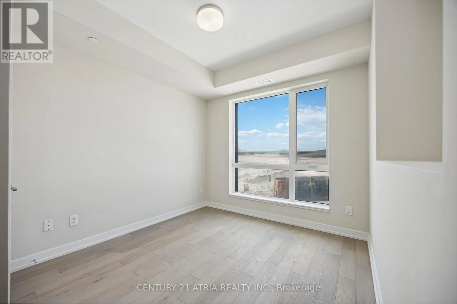 202 - 65 SAIGON DRIVE