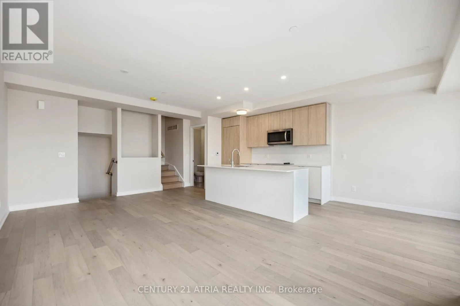 202 - 65 SAIGON DRIVE
